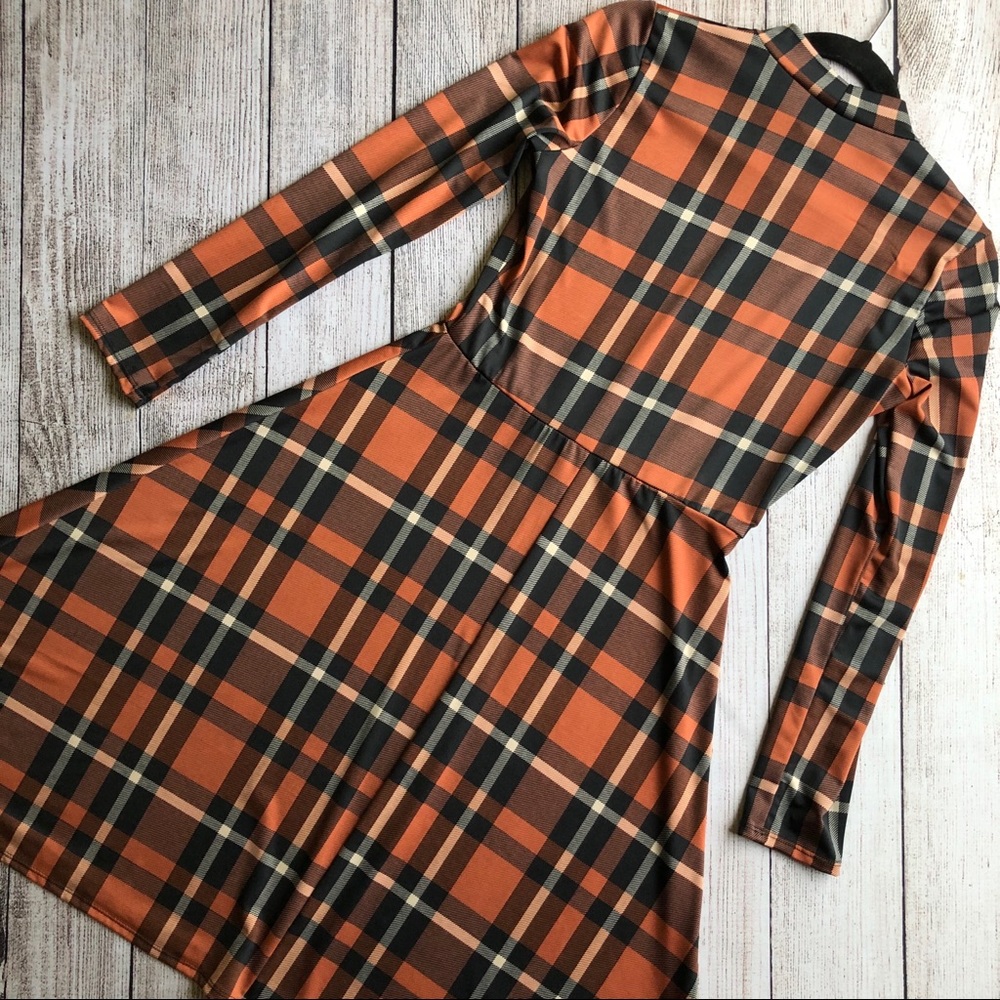 Piphany Hudson Dress - Picture 2 of 3
